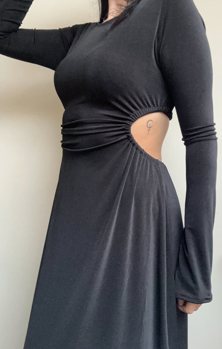 CLEOPATRA MULTI-WAY DRESS