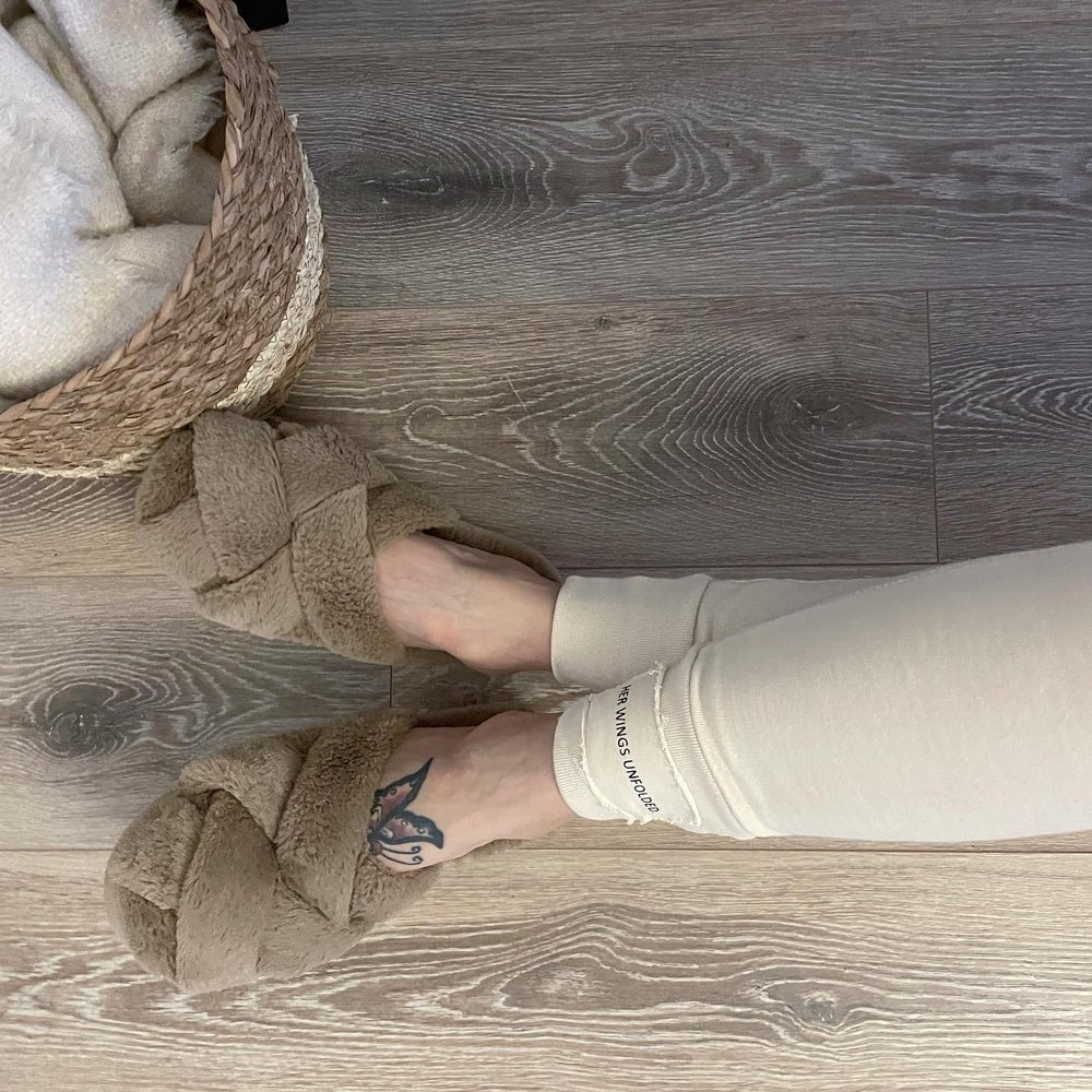 VICTORIA SLIM LEG JOGGERS