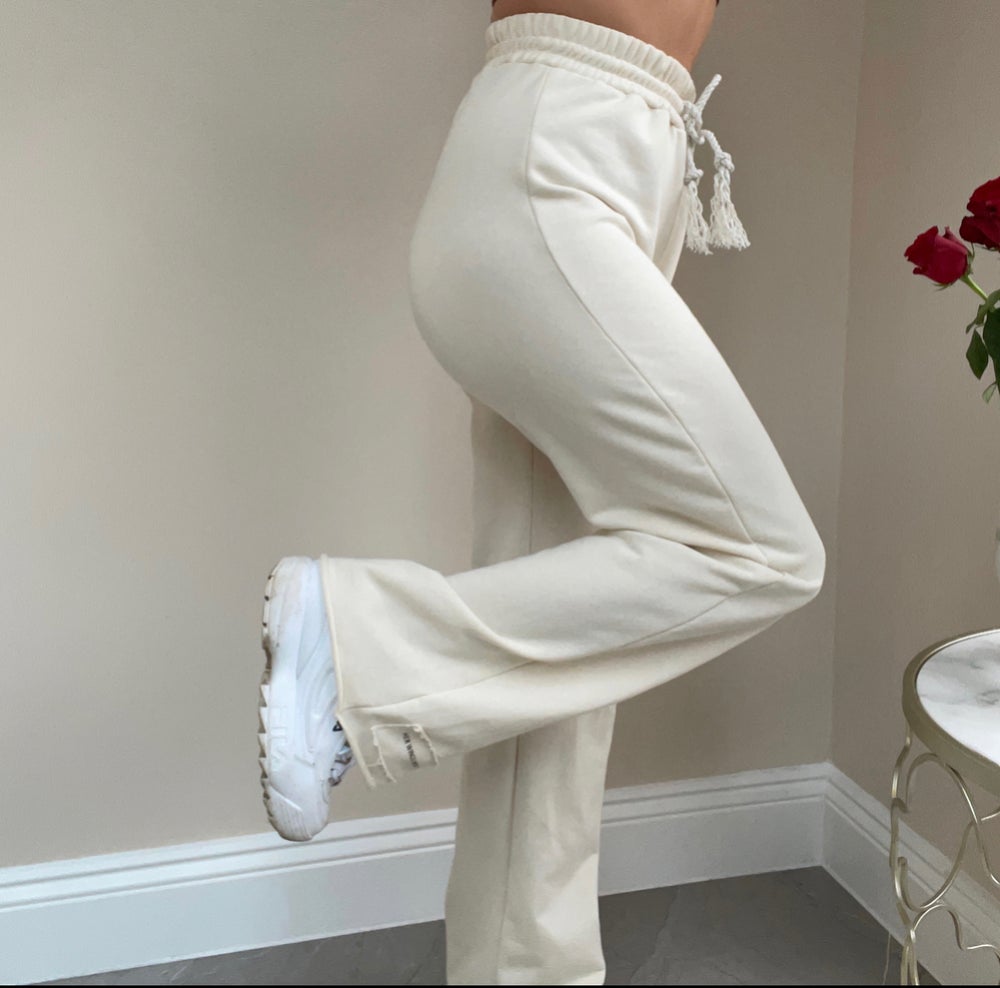 VICTORIA WIDE LEG JOGGERS